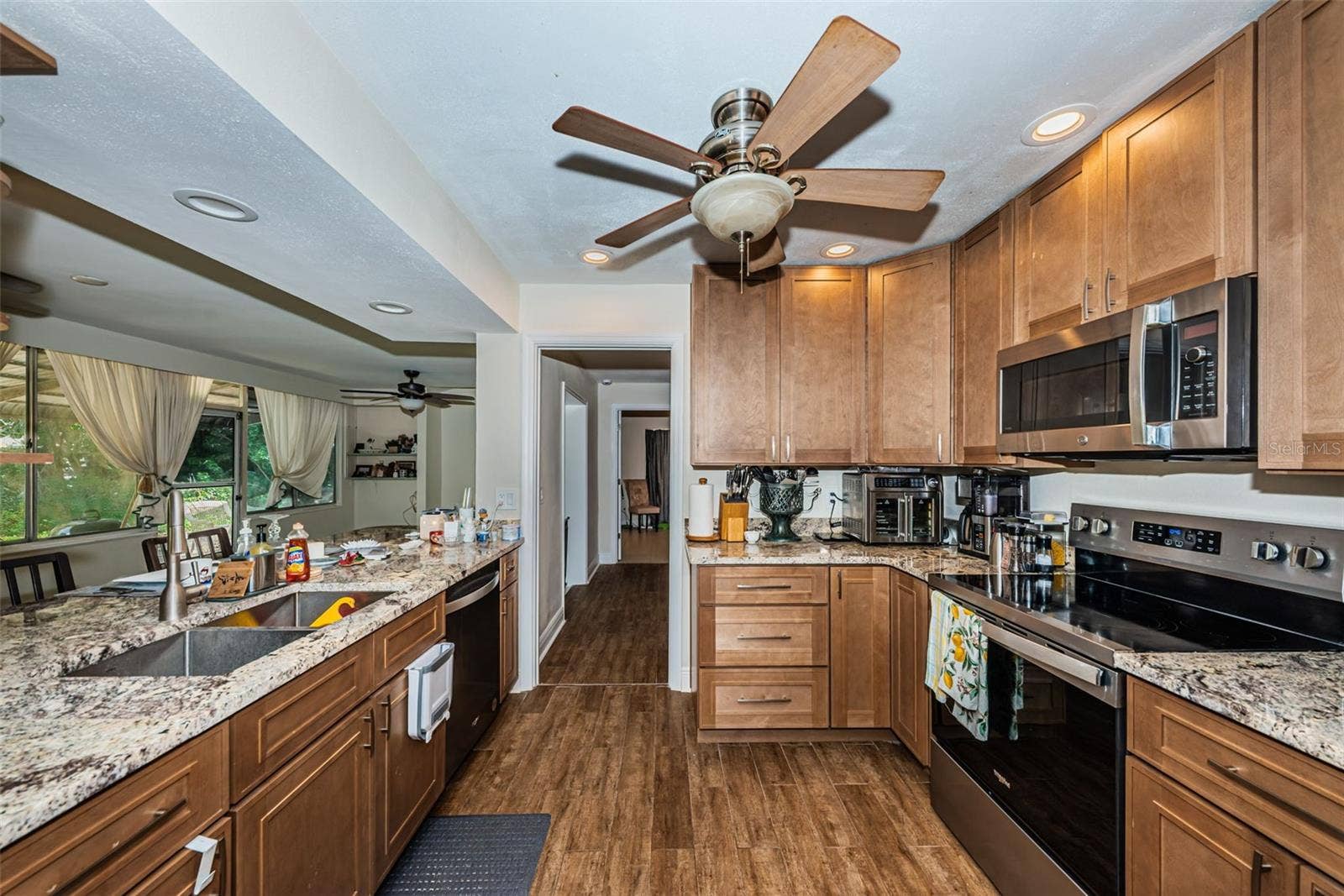 5230 VENETIAN BOULEVARD NE, St Petersburg, FL 33703 5230 VENETIAN BOULEVARD NE, St Petersburg, FL 33703