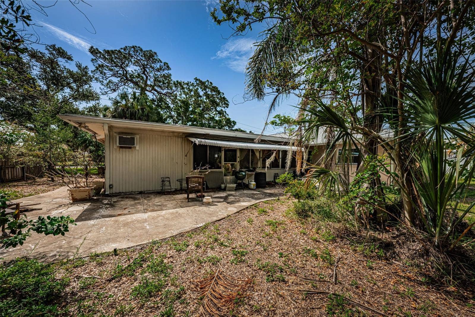 5230 VENETIAN BOULEVARD NE, St Petersburg, FL 33703 Large backyard for your future dream pool and/or boat storage