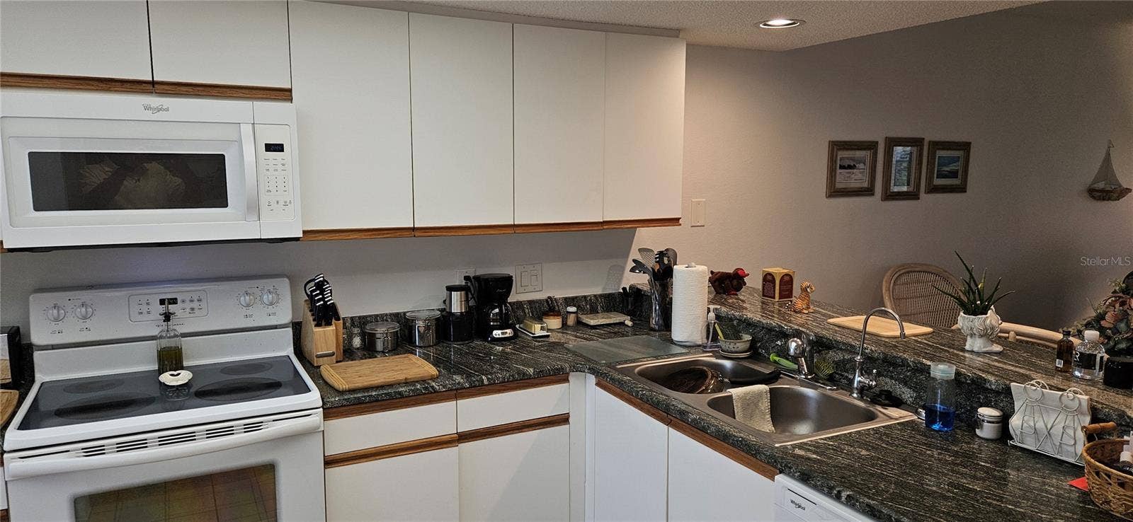 2320 TERRA CEIA BAY BOULEVARD, #403, Palmetto, FL 34221 Kitchen