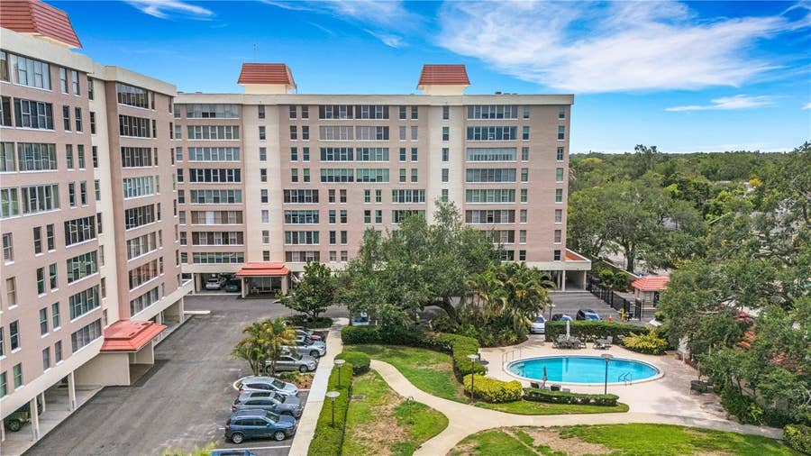 Property photo for 2403 S ARDSON PLACE, #402B, Tampa, FL