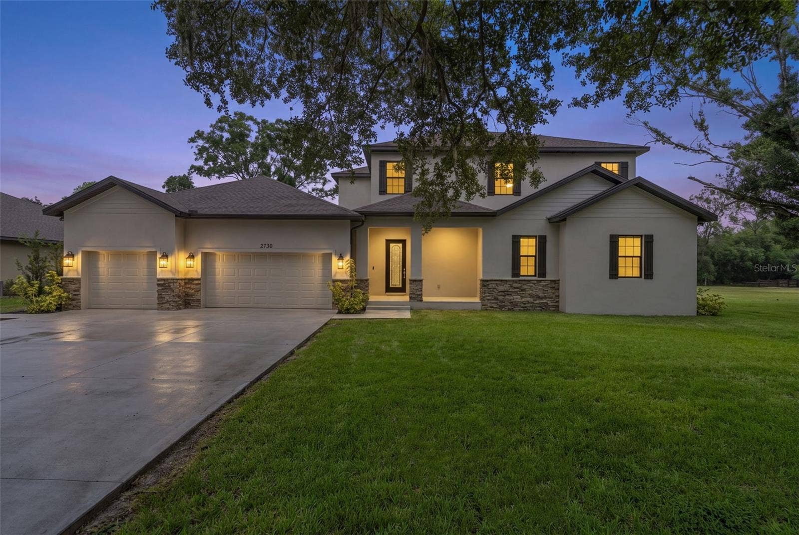 2730 ROBERTSON TRAIL, Lutz, FL 33559 2730 ROBERTSON TRAIL, Lutz, FL 33559