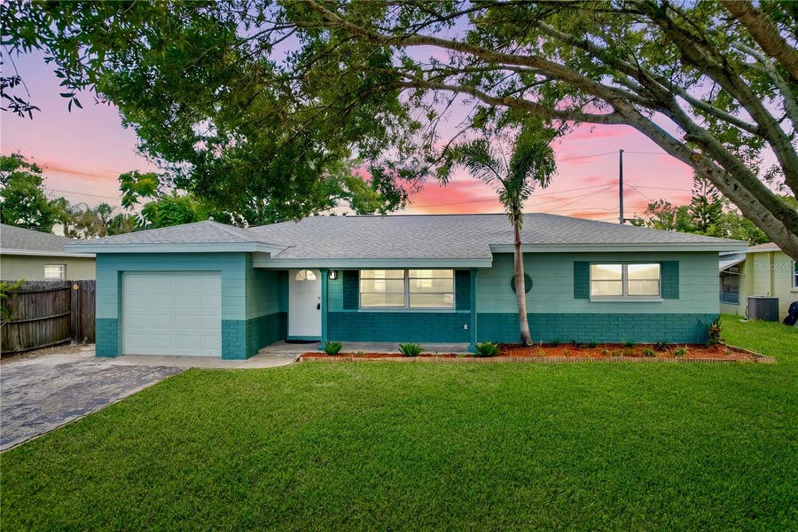 Property photo for 9813 51ST AVENUE N, St Petersburg, FL
