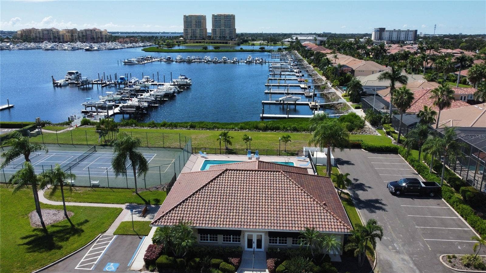 1226 3RD STREET CIRCLE E, Palmetto, FL 34221 Community Center