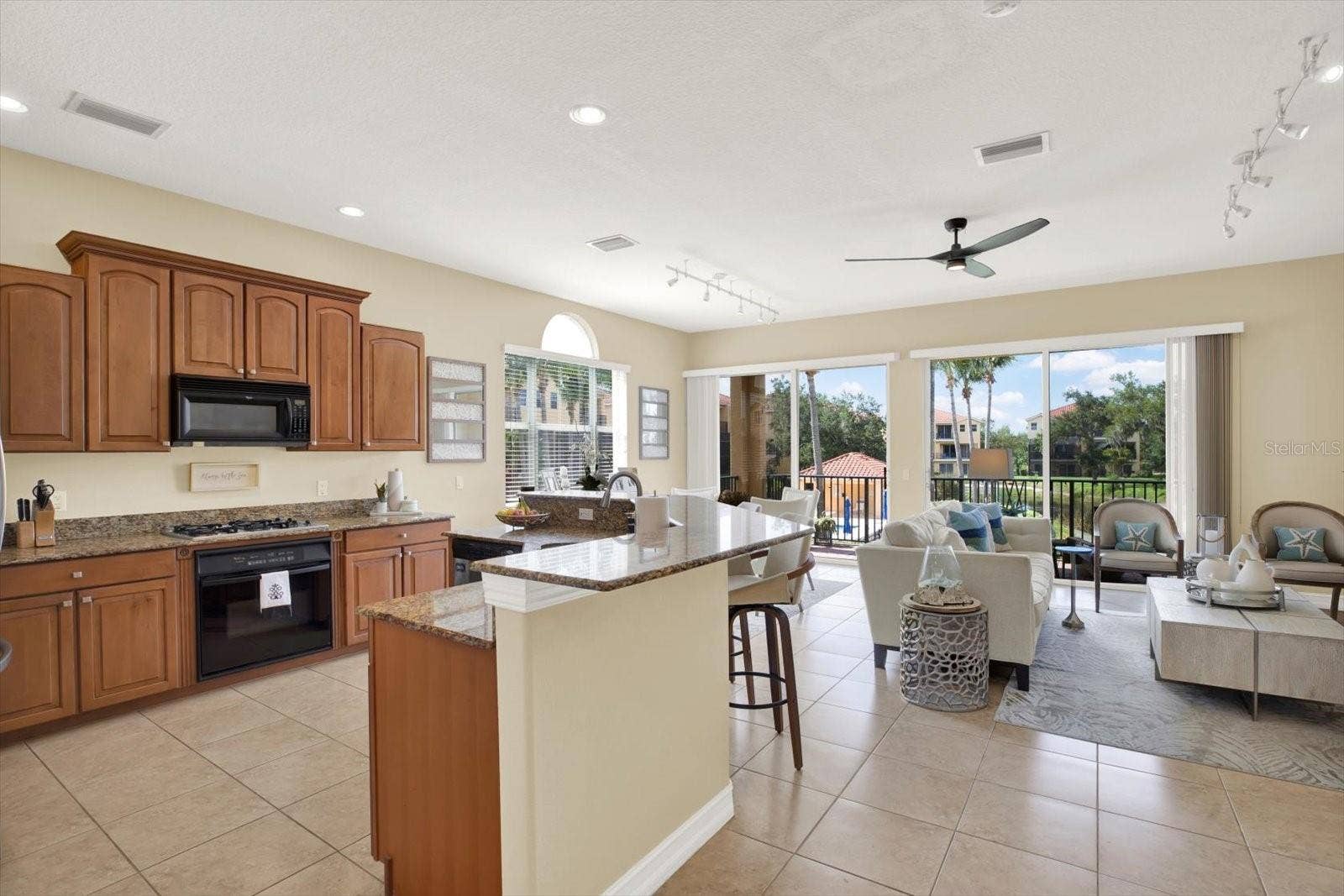 1226 3RD STREET CIRCLE E, Palmetto, FL 34221 Kitchen