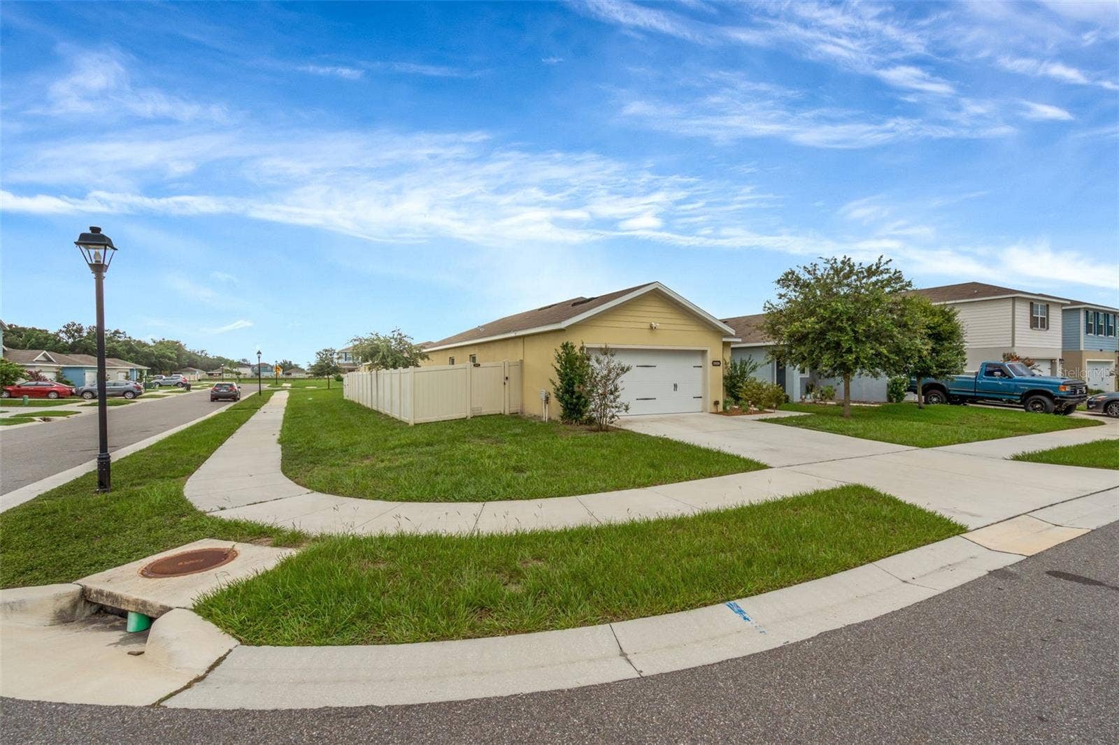 35088 JOMAR AVENUE, Zephyrhills, FL 33541 35088 JOMAR AVENUE, Zephyrhills, FL 33541