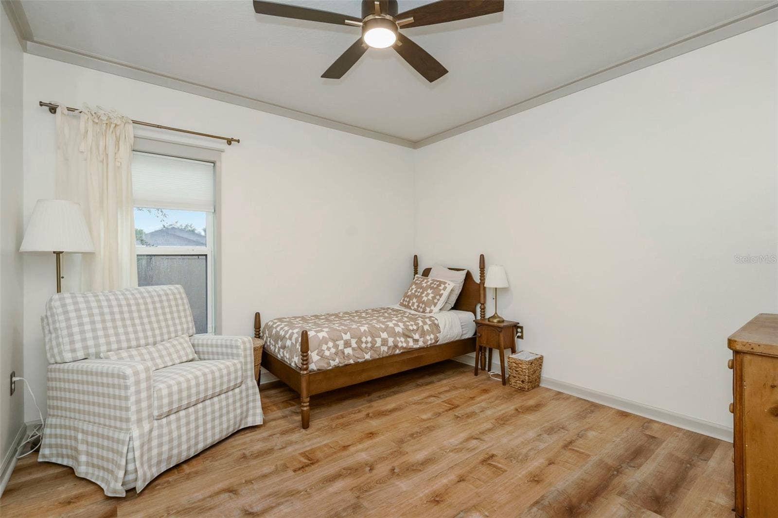 35088 JOMAR AVENUE, Zephyrhills, FL 33541 35088 JOMAR AVENUE, Zephyrhills, FL 33541