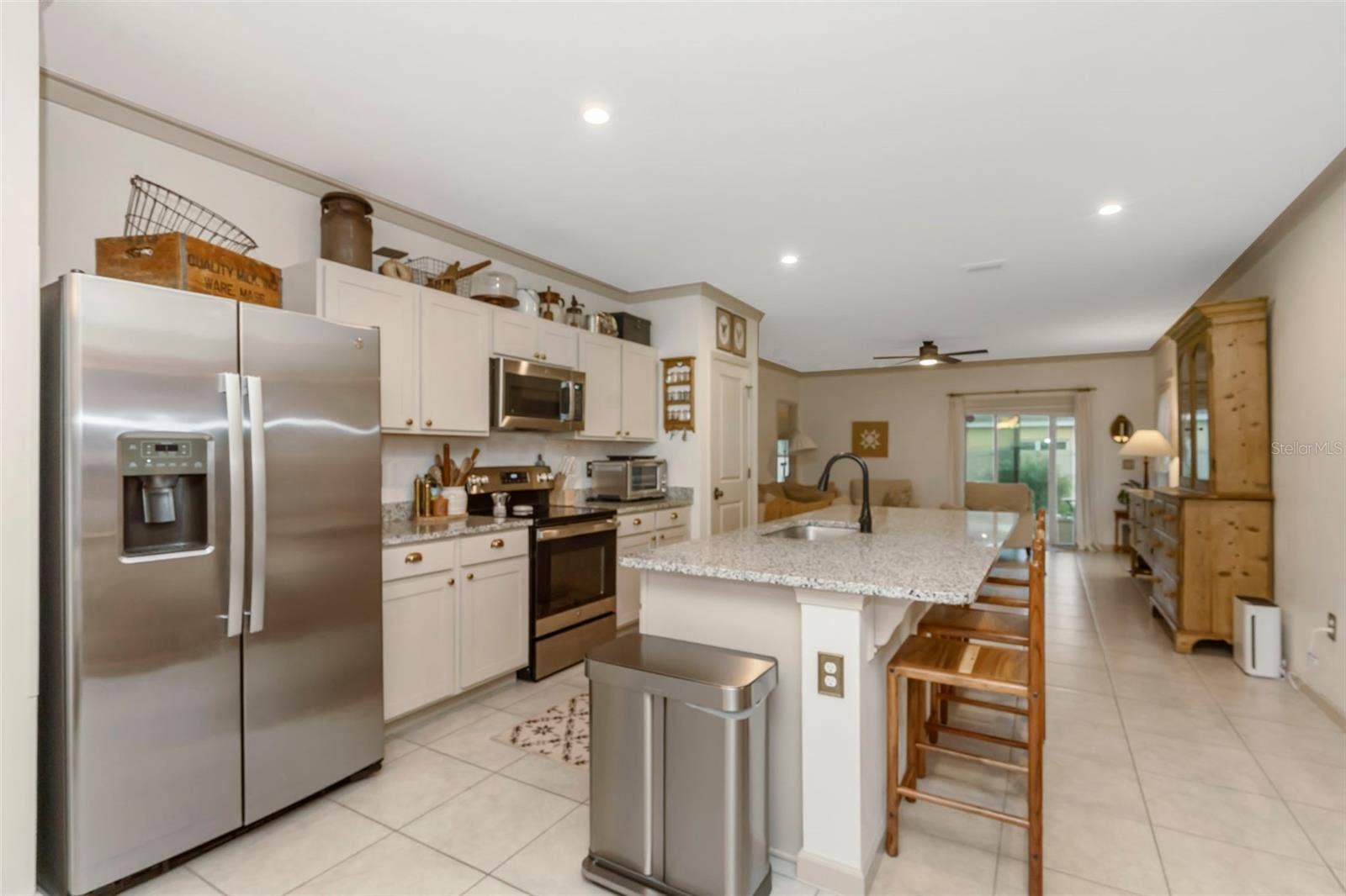 35088 JOMAR AVENUE, Zephyrhills, FL 33541 35088 JOMAR AVENUE, Zephyrhills, FL 33541