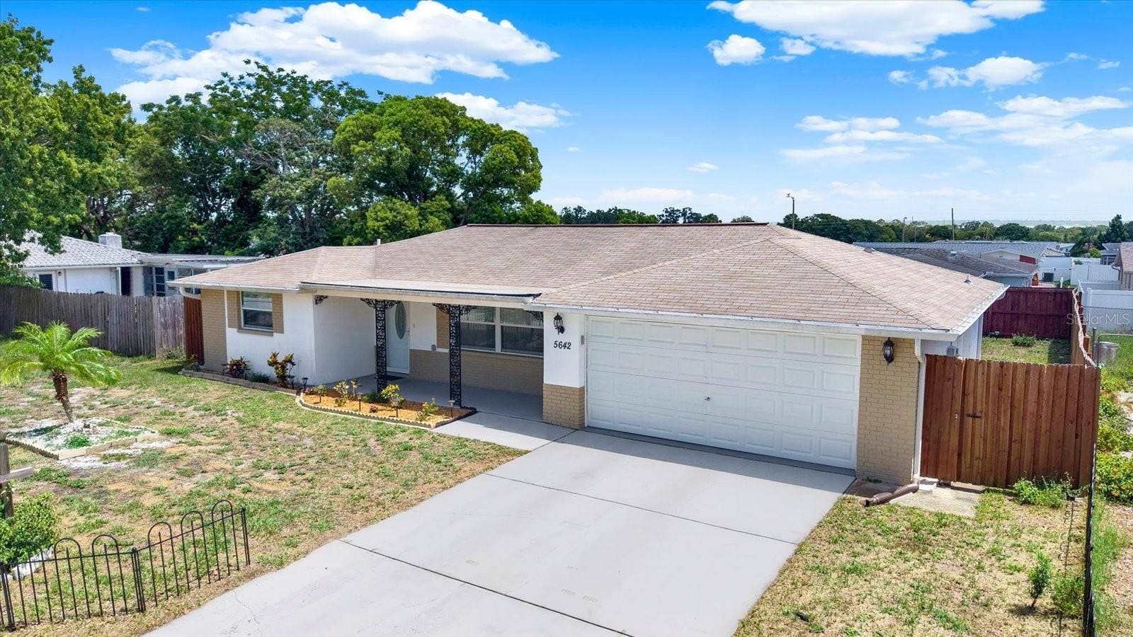 5642 DOVE DRIVE, New Port Richey, FL 34652 5642 DOVE DRIVE, New Port Richey, FL 34652