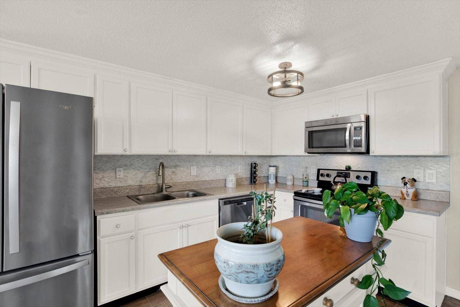 5642 DOVE DRIVE, New Port Richey, FL 34652 5642 DOVE DRIVE, New Port Richey, FL 34652