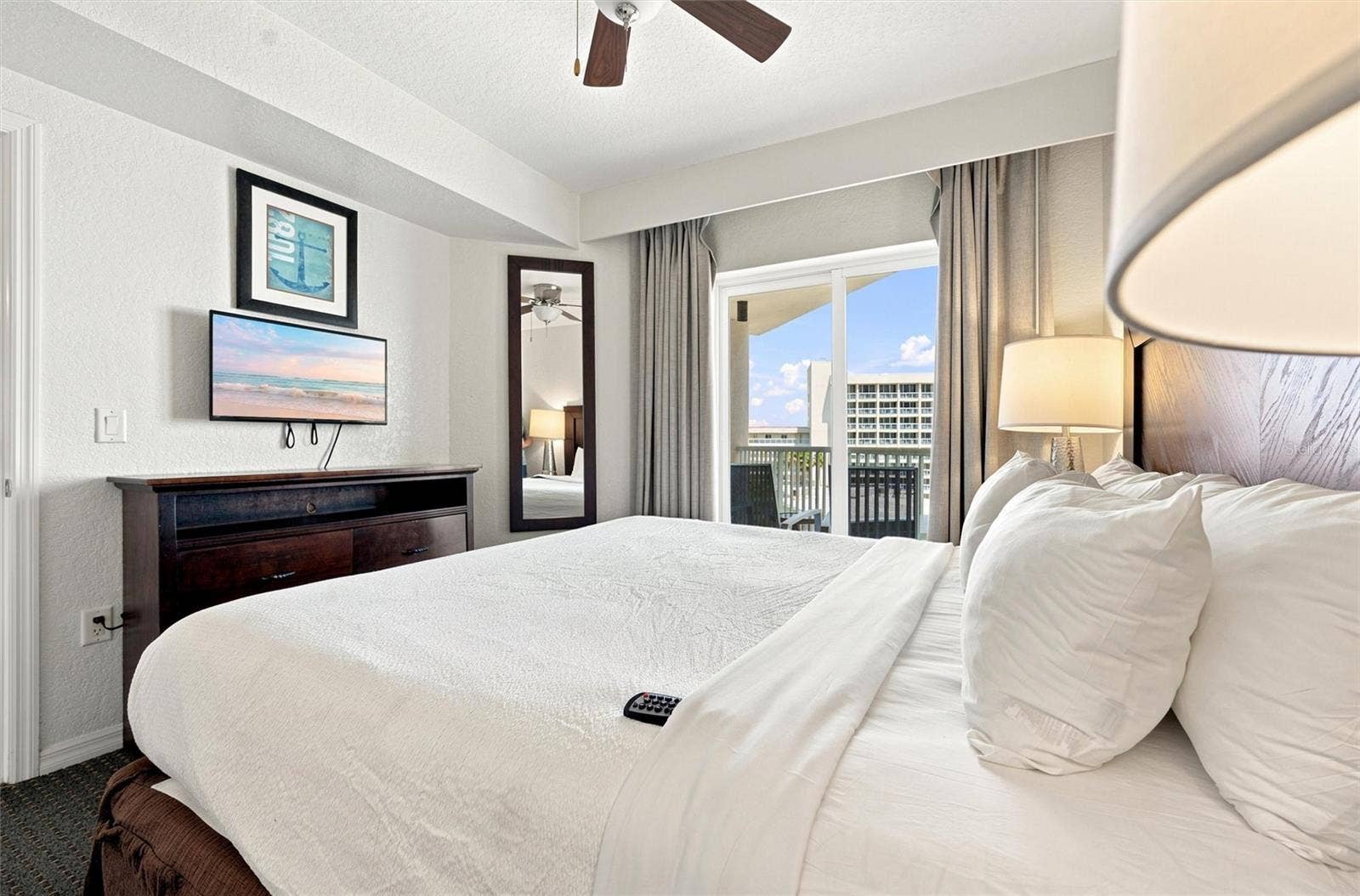 12000 GULF BOULEVARD, #611S, Treasure Island, FL 33706 12000 GULF BOULEVARD, #611S, Treasure Island, FL 33706