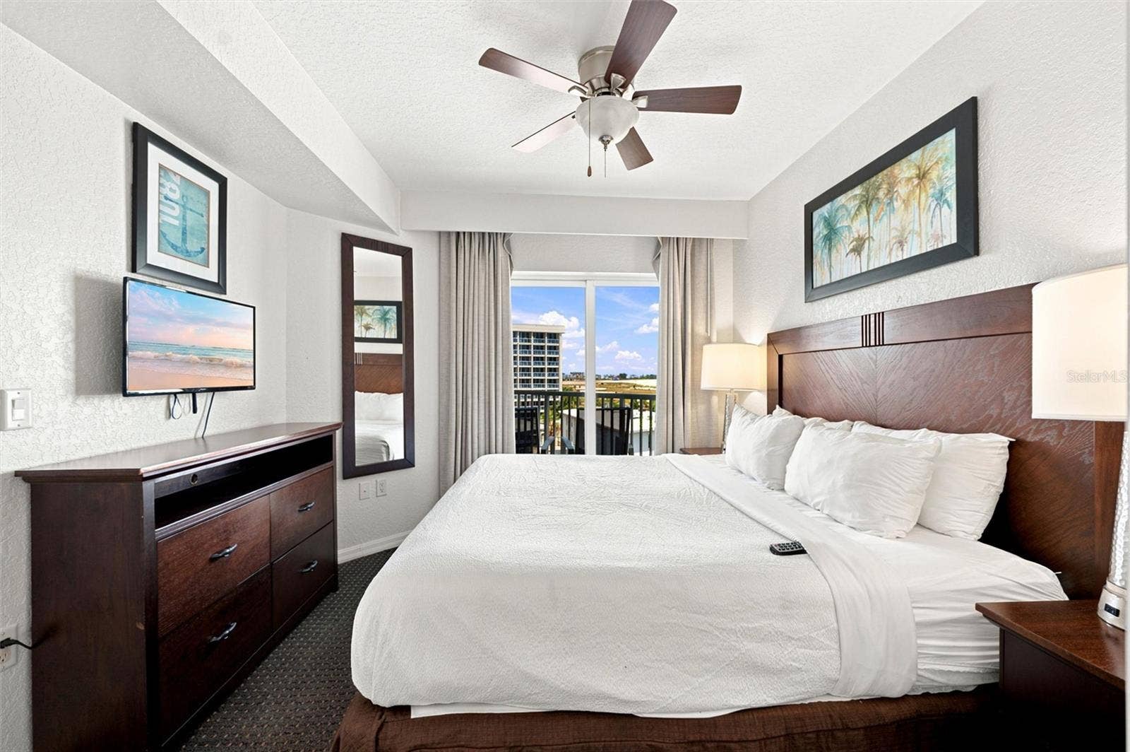 12000 GULF BOULEVARD, #611S, Treasure Island, FL 33706 12000 GULF BOULEVARD, #611S, Treasure Island, FL 33706