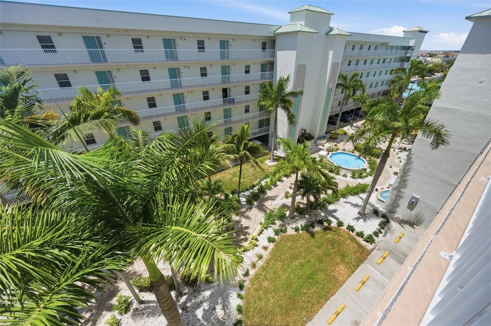 12000 GULF BOULEVARD, #611S, Treasure Island, FL 33706 12000 GULF BOULEVARD, #611S, Treasure Island, FL 33706