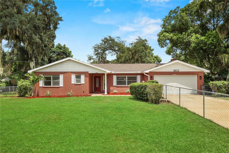 Property photo for 1805 DIERKER DRIVE, Valrico, FL