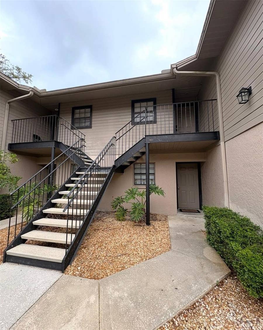 Property photo for 4015 ASHFORD GREEN PLACE, #D202, Tampa, FL