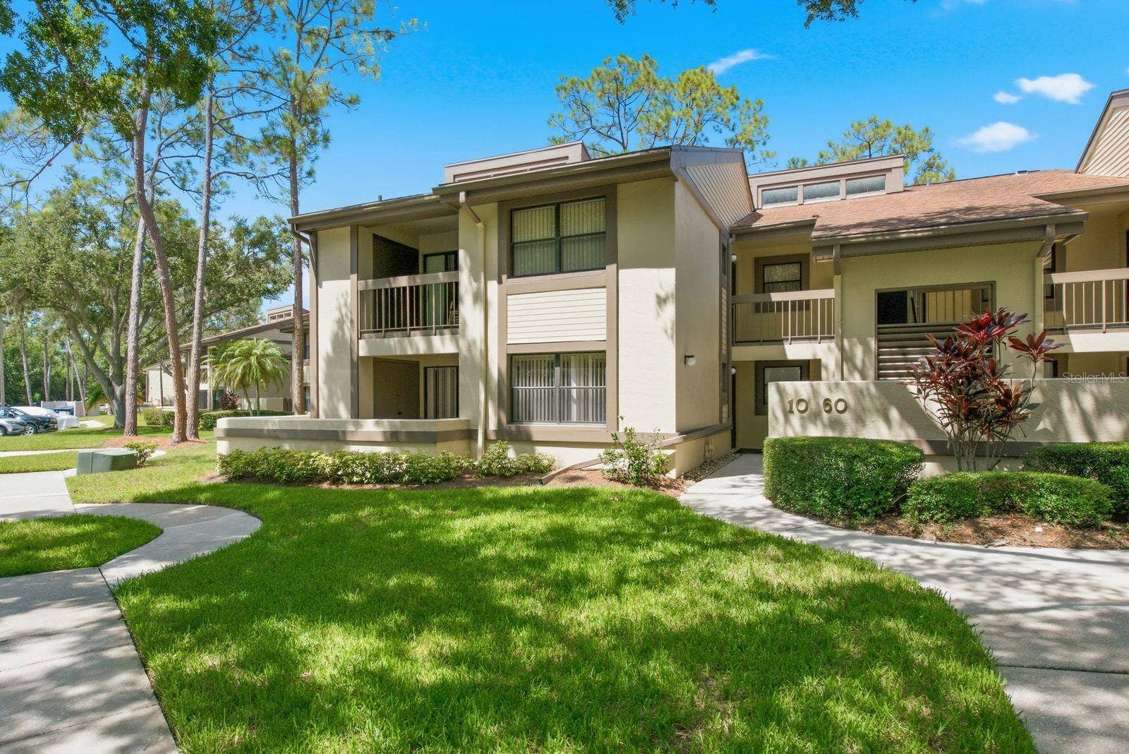 10 WOODLAKE PLACE, Oldsmar, FL 34677 Exterior Entrance