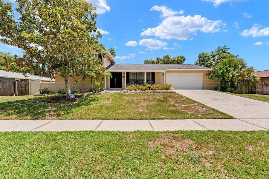 Property photo for 709 CALIENTE DRIVE, Brandon, FL