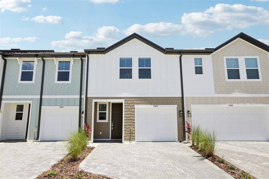Property photo for 7558 DEER VALLEY CIRCLE, Tampa, FL