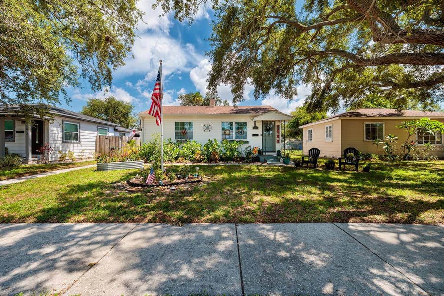 Property photo for 1220 56TH AVENUE N, St Petersburg, FL