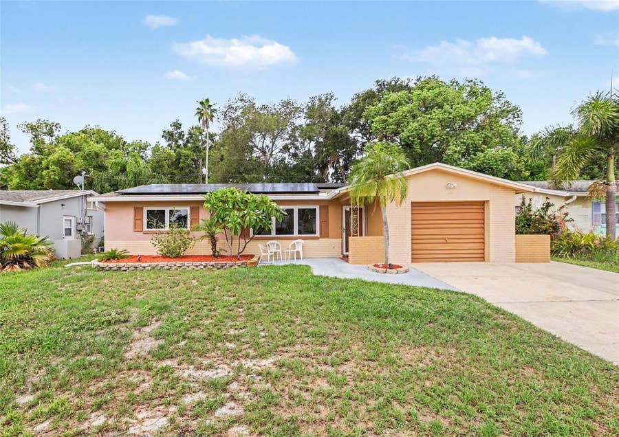 Property photo for 1520 SIMMONS DRIVE, Clearwater, FL