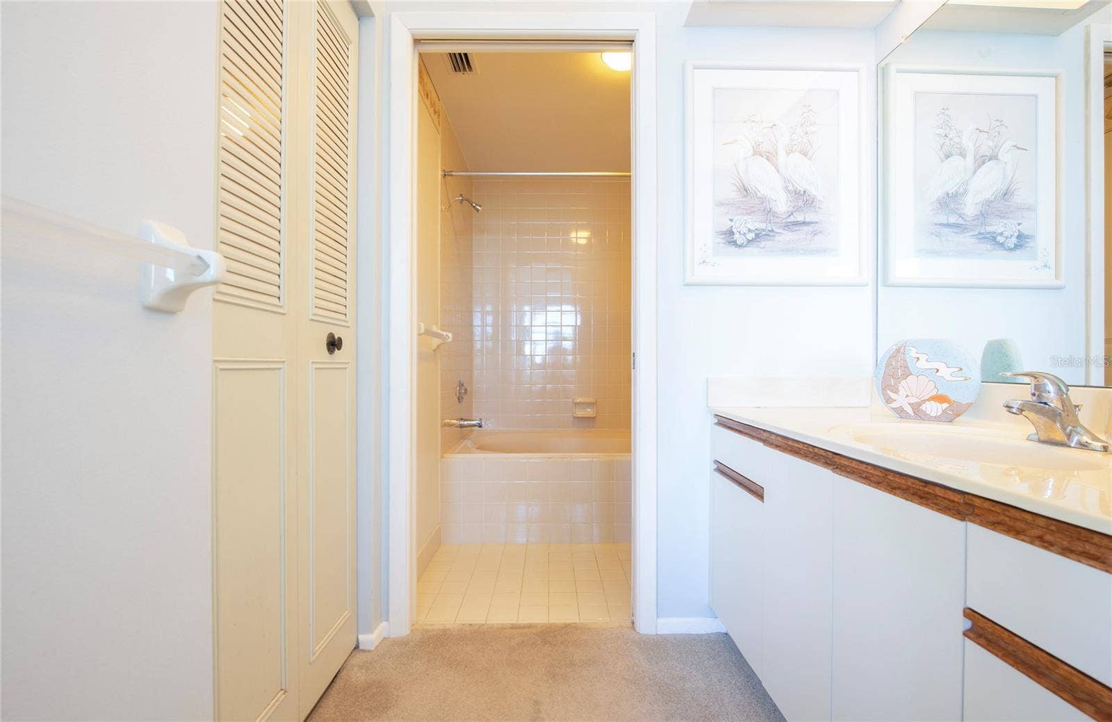 Primary bathroom in-suite