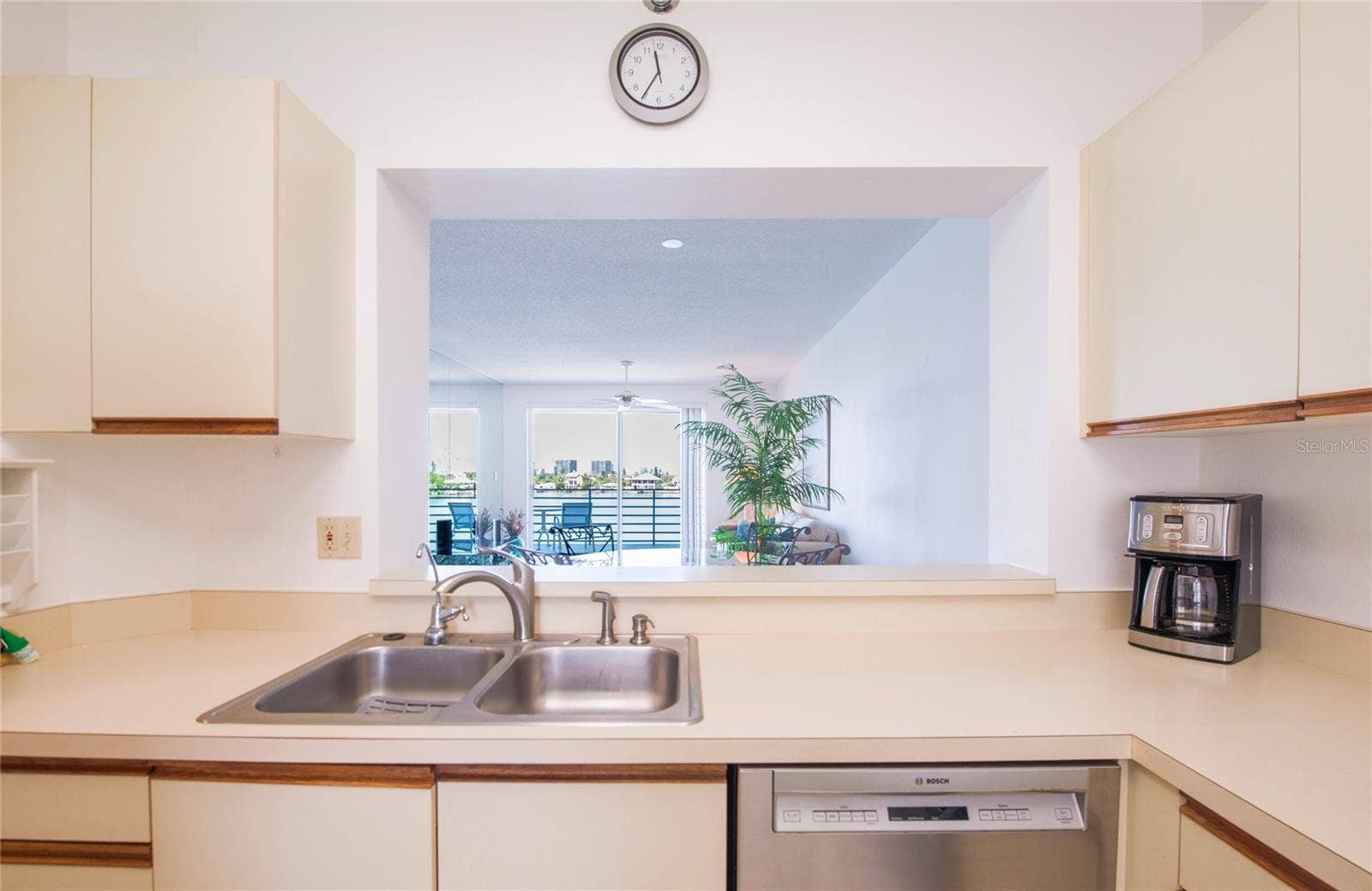 7984 SAILBOAT KEY BOULEVARD S, #303, St Petersburg, FL 33707