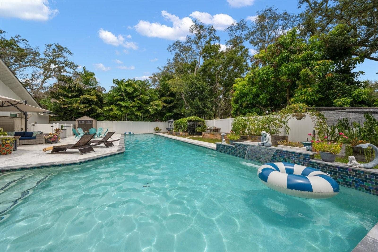2423 FOXHEAD WAY, Clearwater, FL 33759