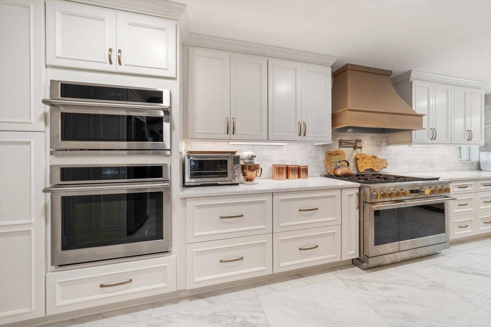 2423 FOXHEAD WAY, Clearwater, FL 33759