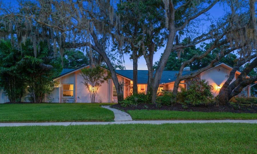 Property photo for 2423 FOXHEAD WAY, Clearwater, FL