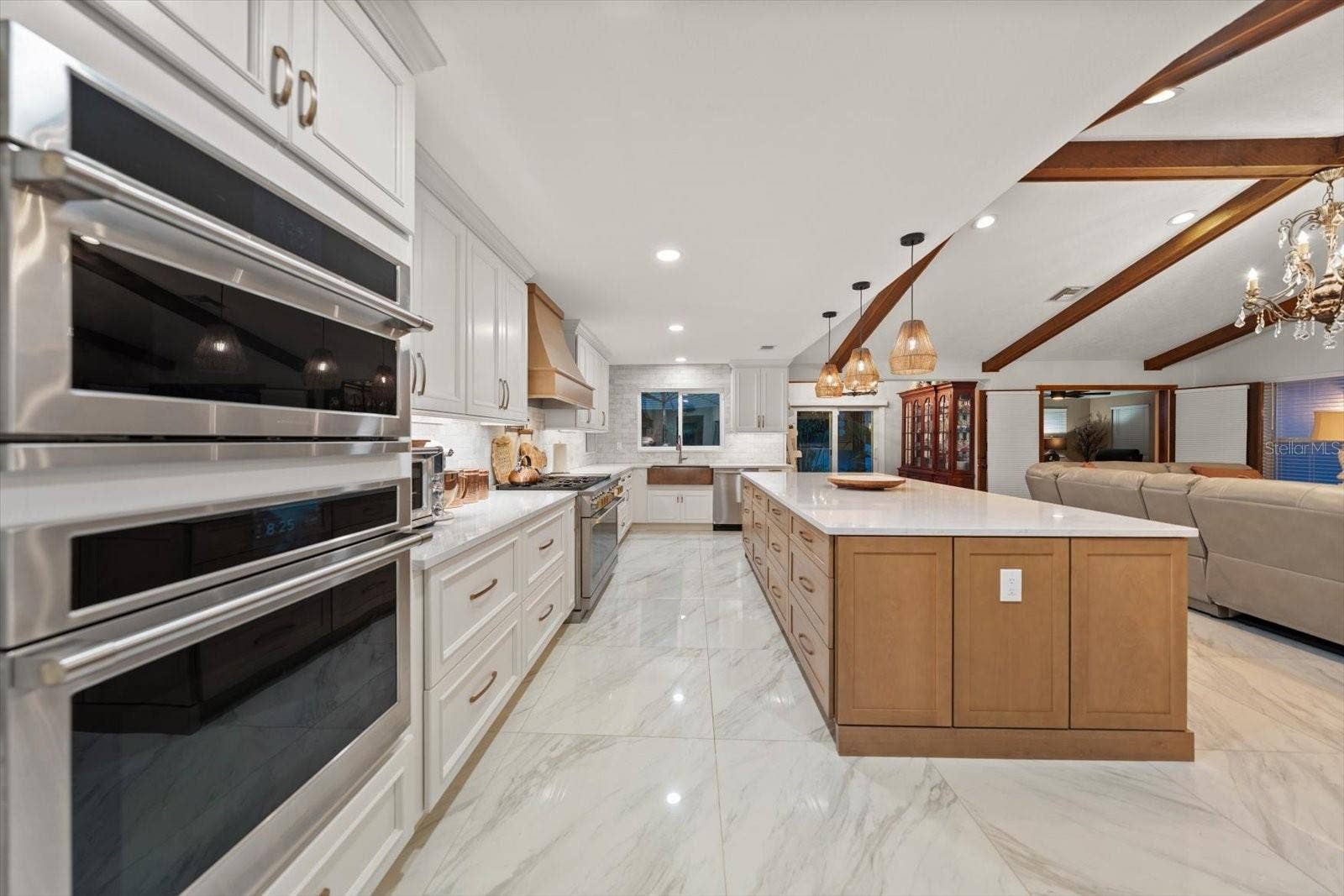 2423 FOXHEAD WAY, Clearwater, FL 33759