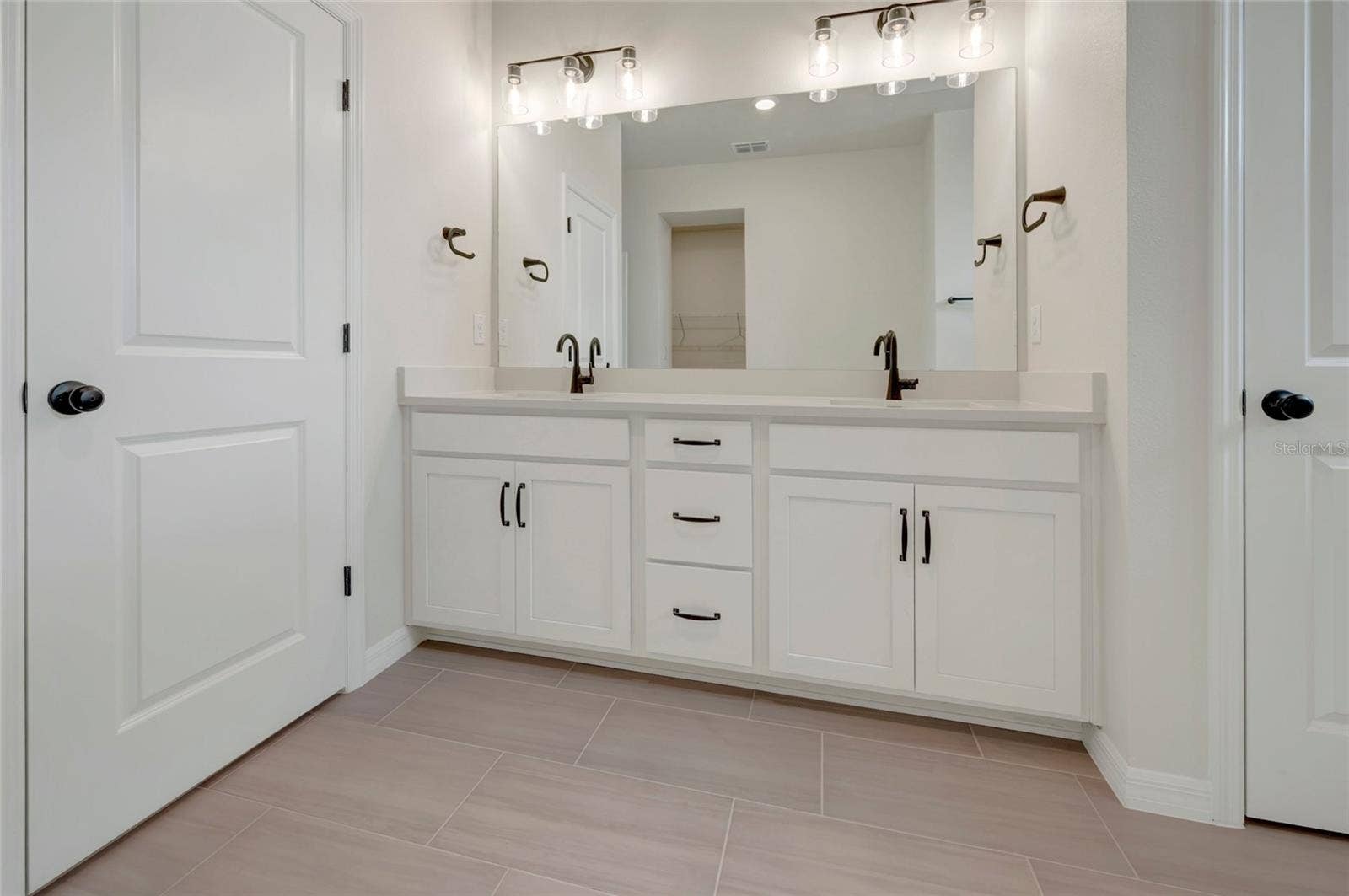 5254 COLONY VISTA DRIVE, Apollo Beach, FL 33572 Owner's Bath