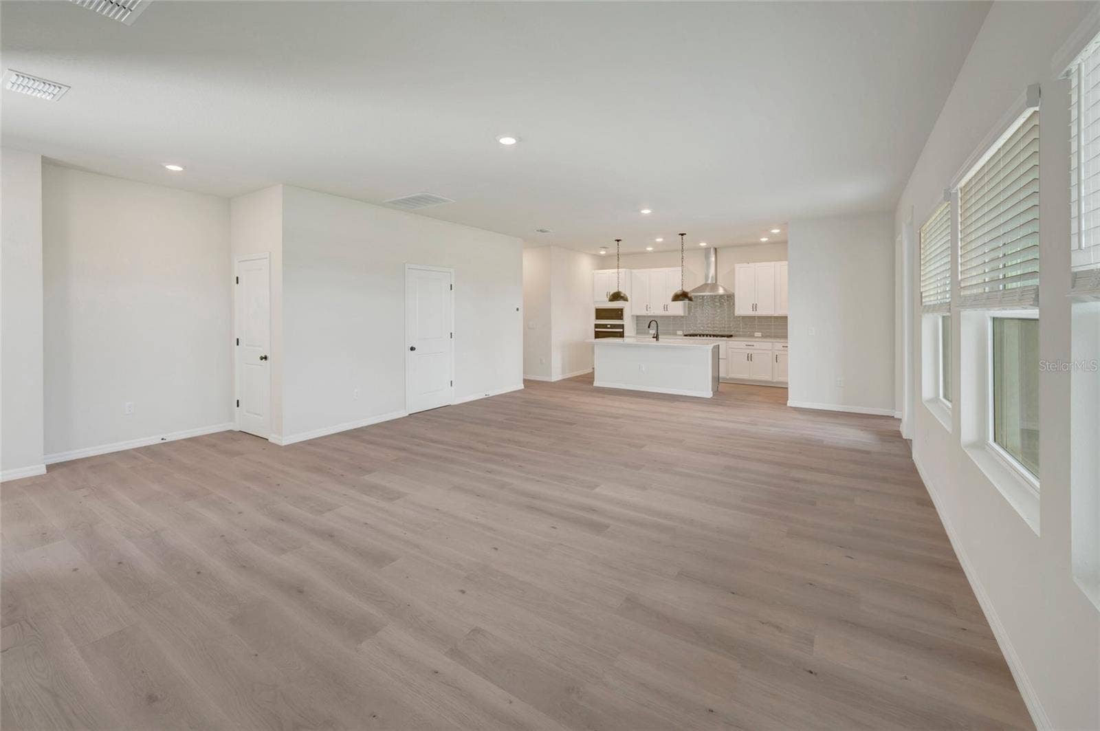 5254 COLONY VISTA DRIVE, Apollo Beach, FL 33572 Family Room