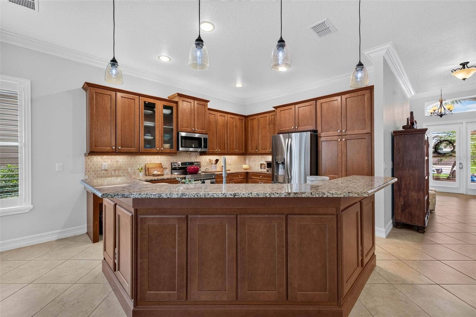 15929 GOLDEN LAKES DRIVE, Wimauma, FL 33598 15929 GOLDEN LAKES DRIVE, Wimauma, FL 33598