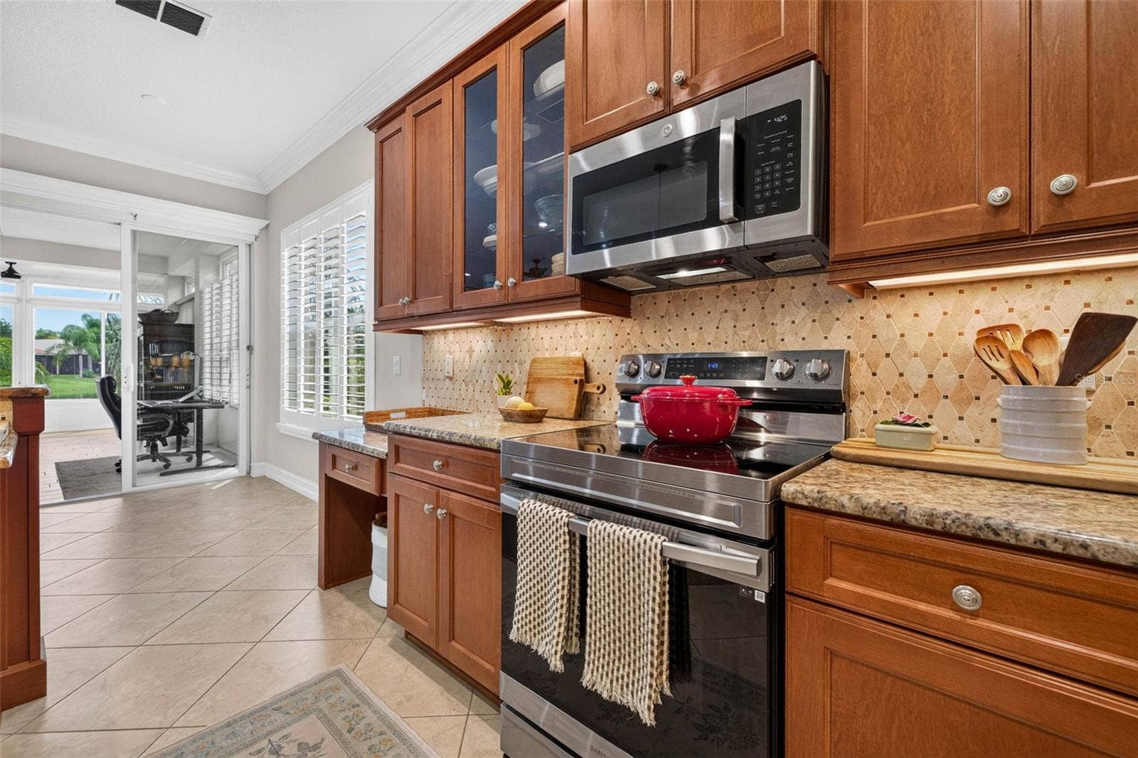 15929 GOLDEN LAKES DRIVE, Wimauma, FL 33598 15929 GOLDEN LAKES DRIVE, Wimauma, FL 33598