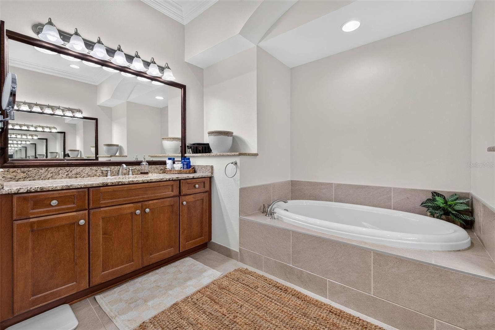 15929 GOLDEN LAKES DRIVE, Wimauma, FL 33598 15929 GOLDEN LAKES DRIVE, Wimauma, FL 33598