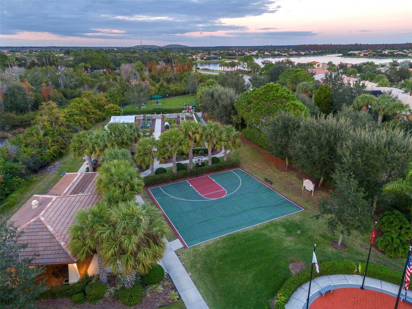 15929 GOLDEN LAKES DRIVE, Wimauma, FL 33598 15929 GOLDEN LAKES DRIVE, Wimauma, FL 33598