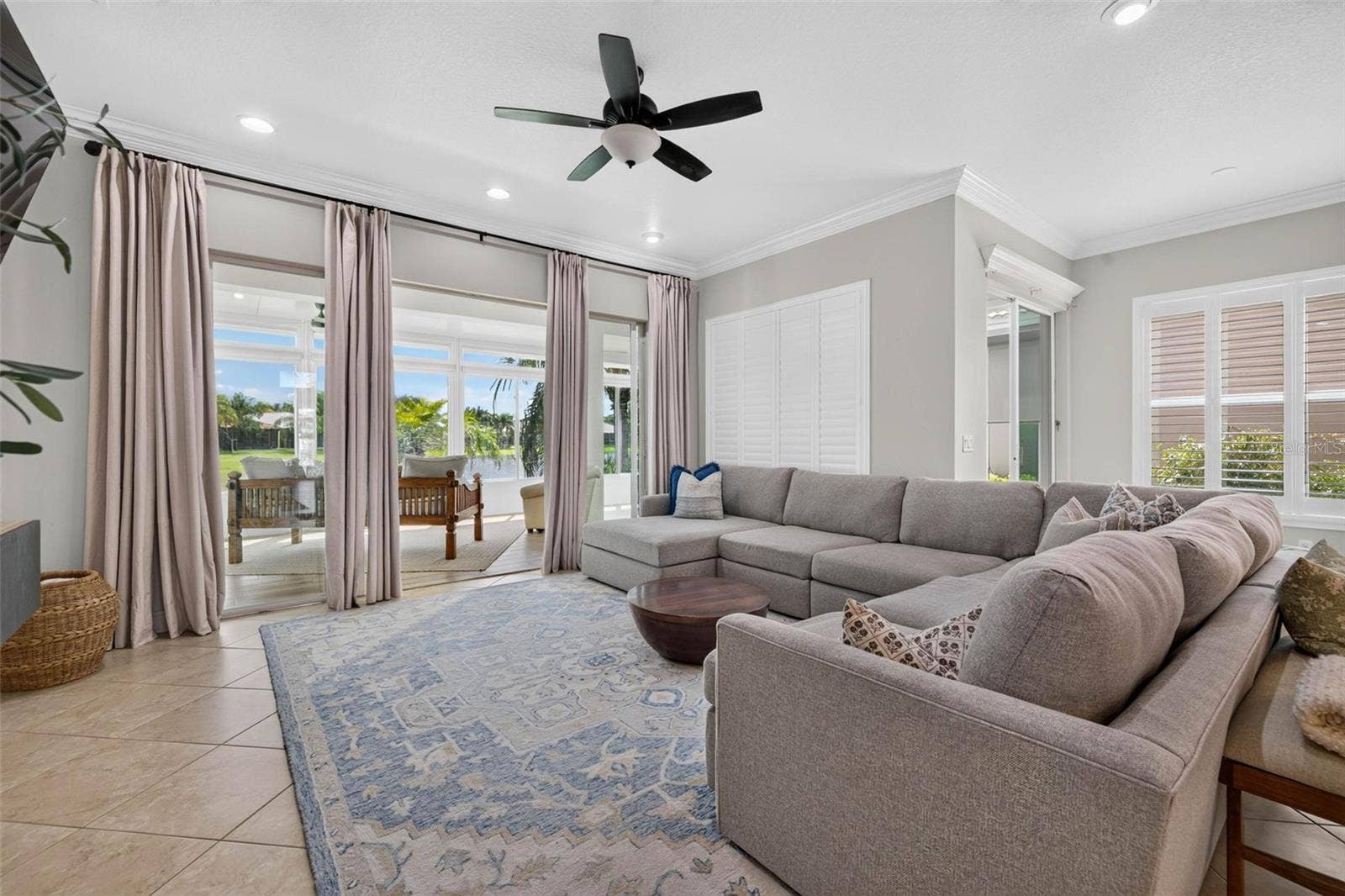 15929 GOLDEN LAKES DRIVE, Wimauma, FL 33598 15929 GOLDEN LAKES DRIVE, Wimauma, FL 33598