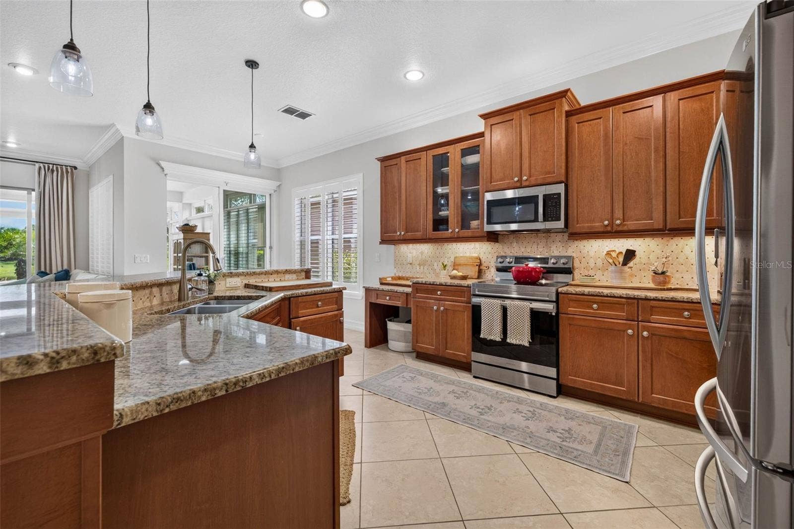 15929 GOLDEN LAKES DRIVE, Wimauma, FL 33598 15929 GOLDEN LAKES DRIVE, Wimauma, FL 33598