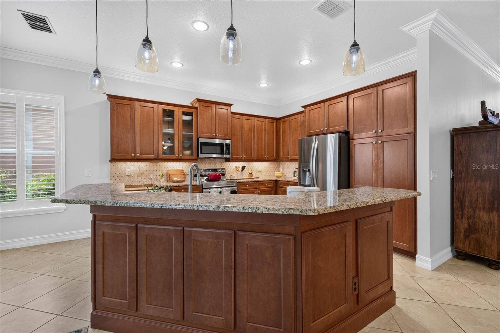 15929 GOLDEN LAKES DRIVE, Wimauma, FL 33598 15929 GOLDEN LAKES DRIVE, Wimauma, FL 33598