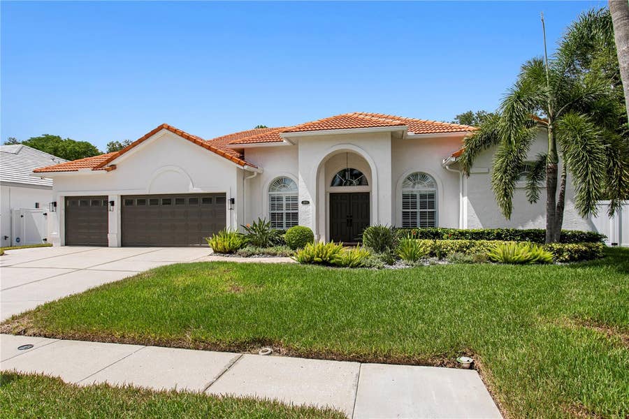 Property photo for 2801 SHORE BREEZE DRIVE, Tampa, FL