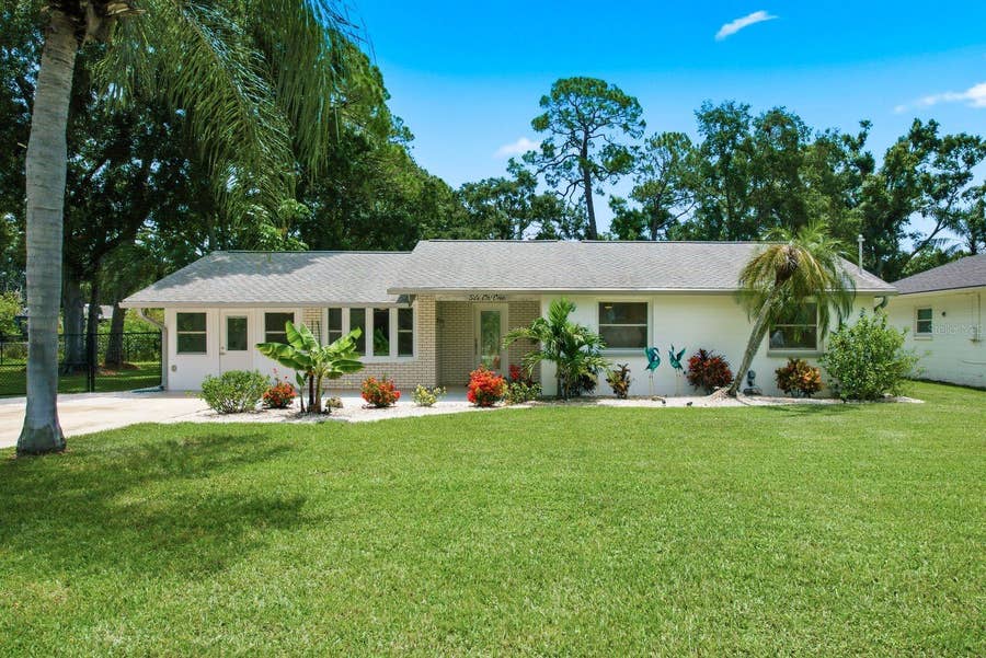Property photo for 601 SHORE DRIVE E, Oldsmar, FL