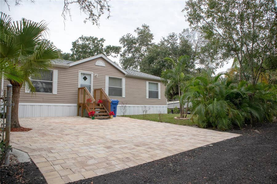Property photo for 5823 BARRY LANE, Tampa, FL