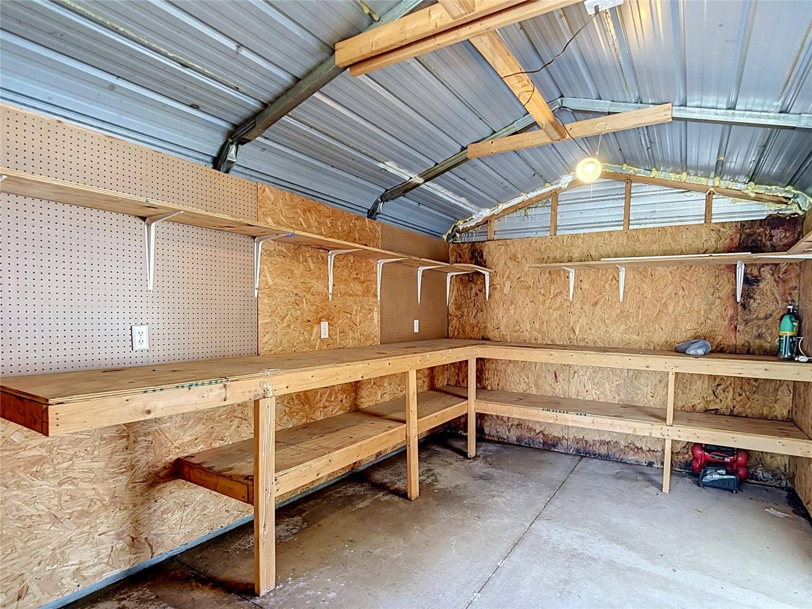 39032 OLA AVENUE, Zephyrhills, FL 33542 39032 OLA AVENUE, Zephyrhills, FL 33542