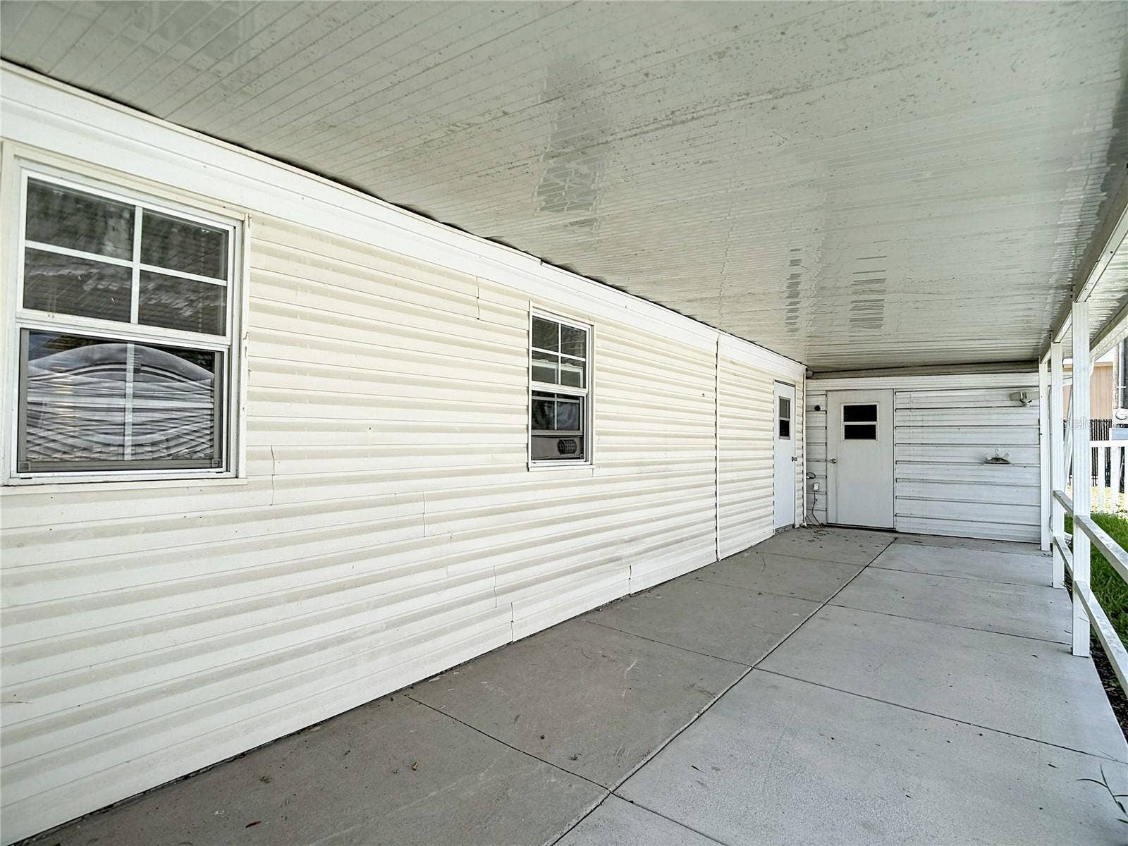 39032 OLA AVENUE, Zephyrhills, FL 33542 39032 OLA AVENUE, Zephyrhills, FL 33542