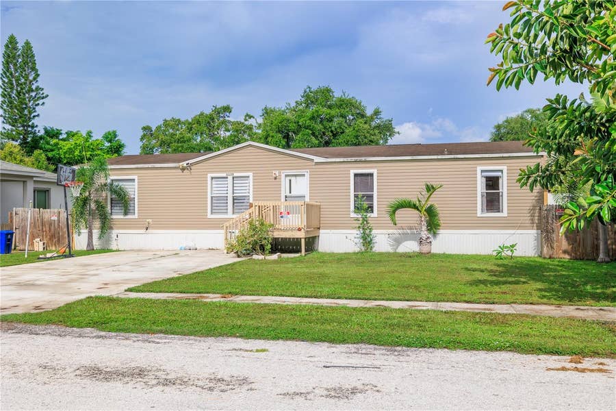 Property photo for 12275 CROSS STREET, Largo, FL