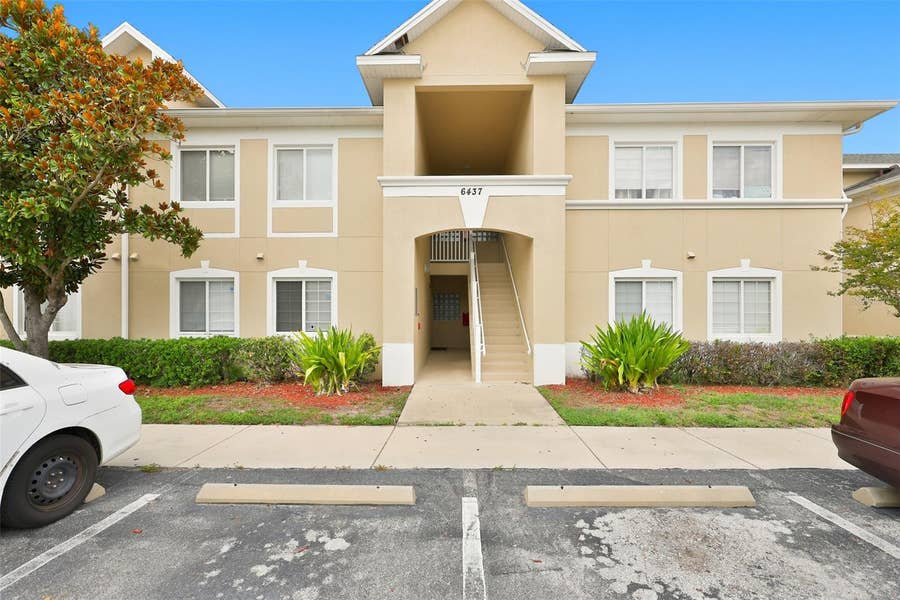 Property photo for 6437 CYPRESSDALE DRIVE, #201, Riverview, FL