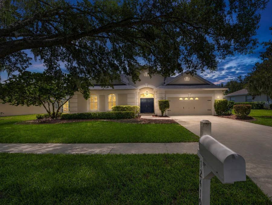 Property photo for 12419 RIVERGLEN DRIVE, Riverview, FL