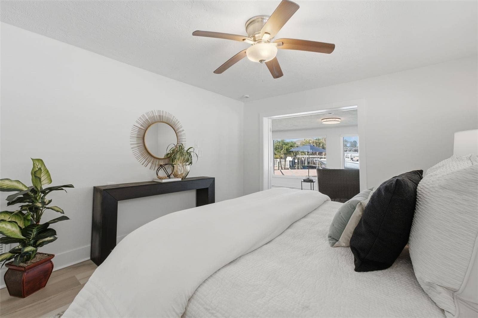 6414 2ND PALM POINT, St Pete Beach, FL 33706 6414 2ND PALM POINT, St Pete Beach, FL 33706