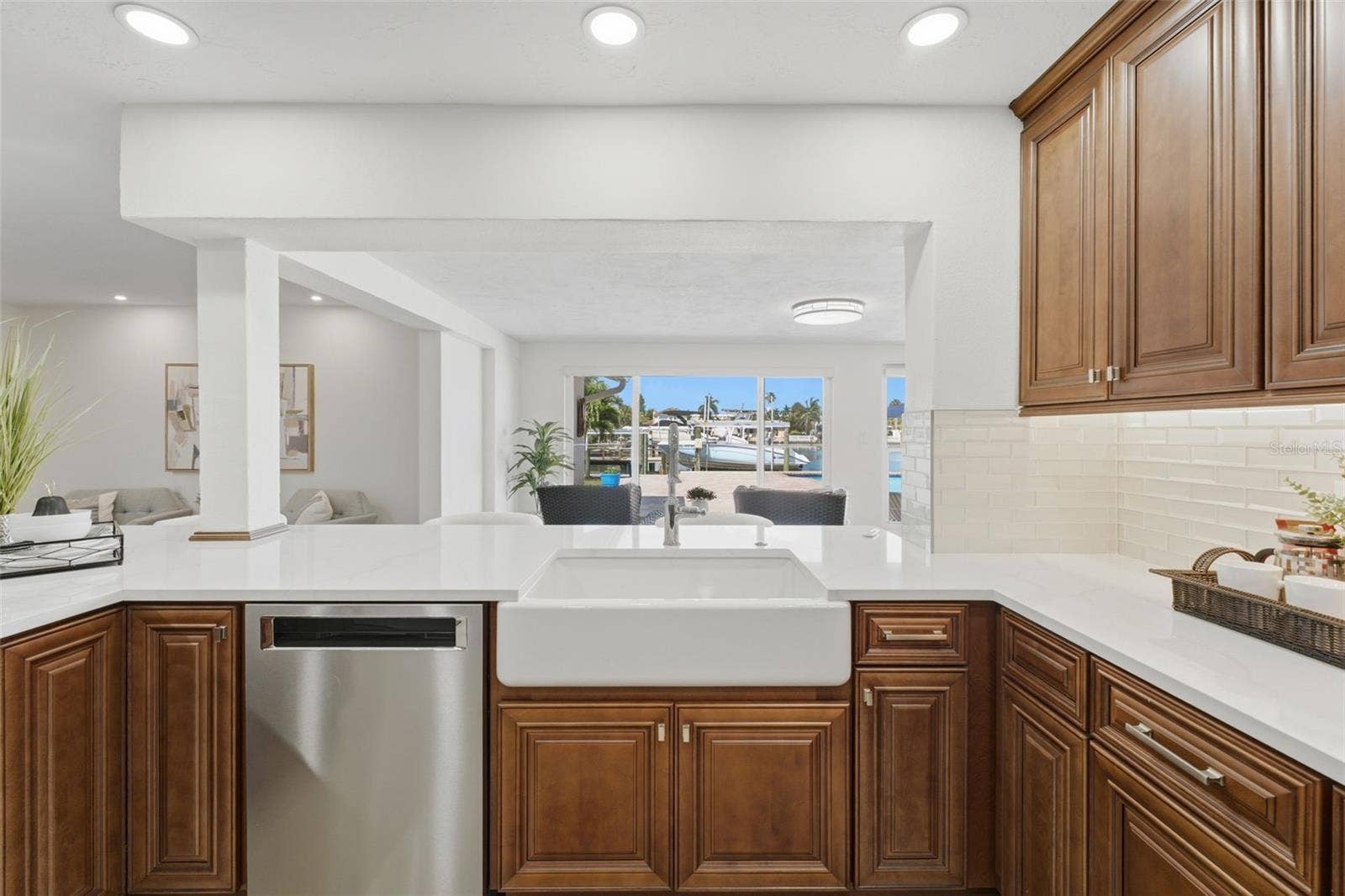 6414 2ND PALM POINT, St Pete Beach, FL 33706 6414 2ND PALM POINT, St Pete Beach, FL 33706