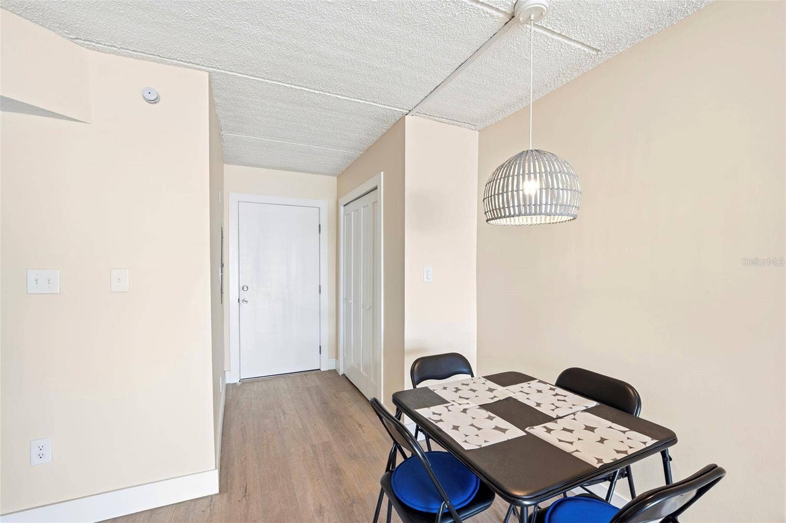 10365 PARADISE BOULEVARD, #1, Treasure Island, FL 33706 10365 PARADISE BOULEVARD, #1, Treasure Island, FL 33706