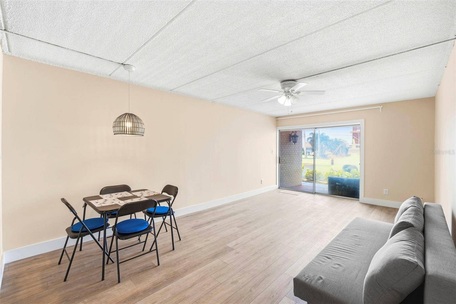 10365 PARADISE BOULEVARD, #1, Treasure Island, FL 33706 10365 PARADISE BOULEVARD, #1, Treasure Island, FL 33706